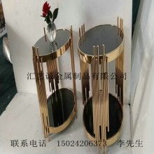 深圳市龙岗区坪山镇创景金属家具厂 金属与玻璃餐台的专业制造商