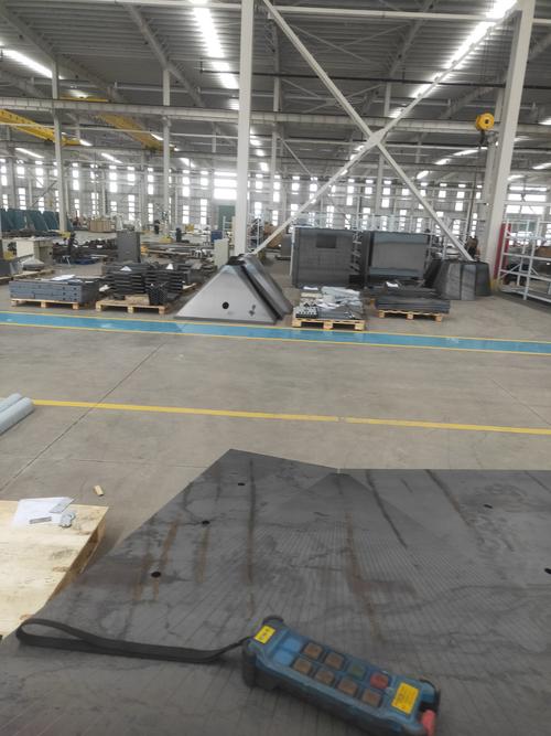 金属家具制造 设计与功能性的完美融合